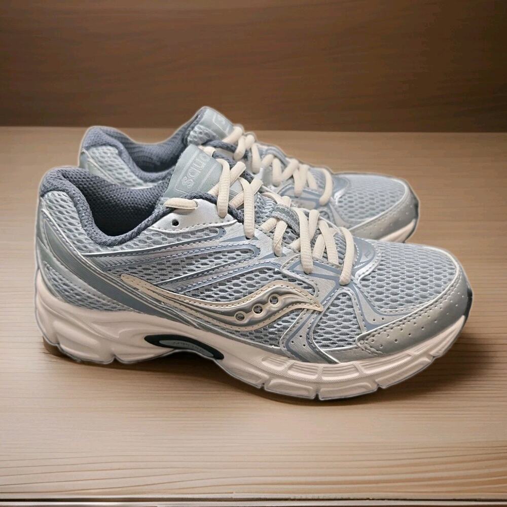 New Women's Size 6.5 Saucony Ride Millenium Silver Cream Running Shoe